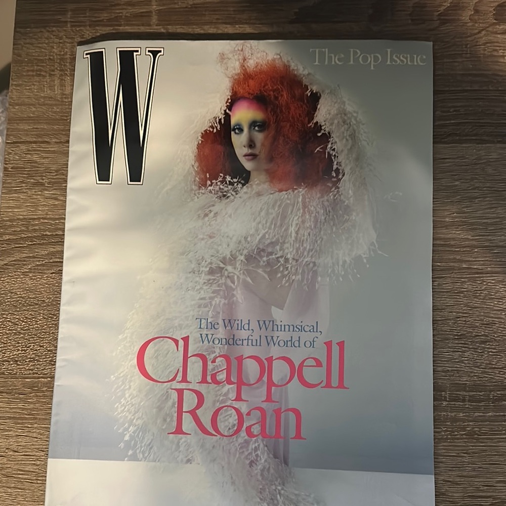 - The Pop Issue - Picture 2 of 5